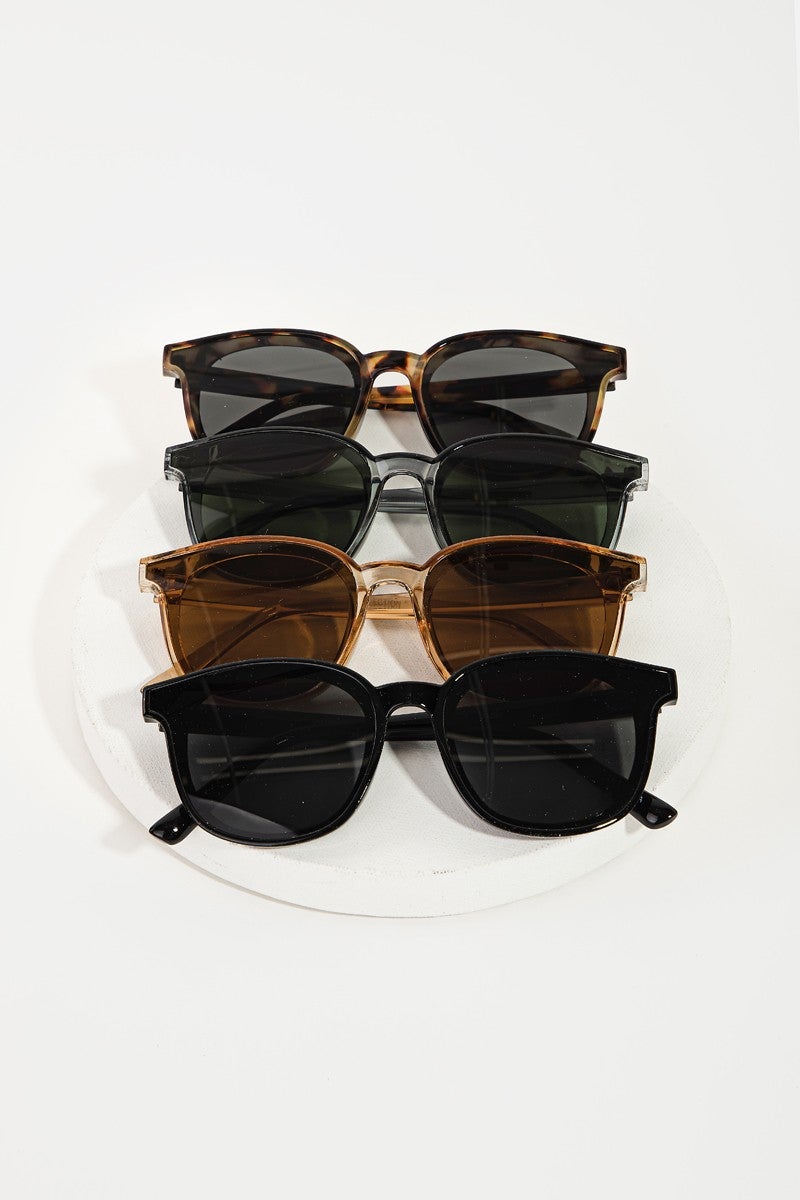 Round Frame Sunnies – Hollie display picture 3