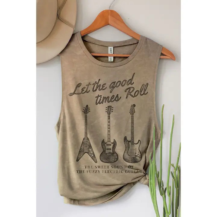 GRAPHIC TEES