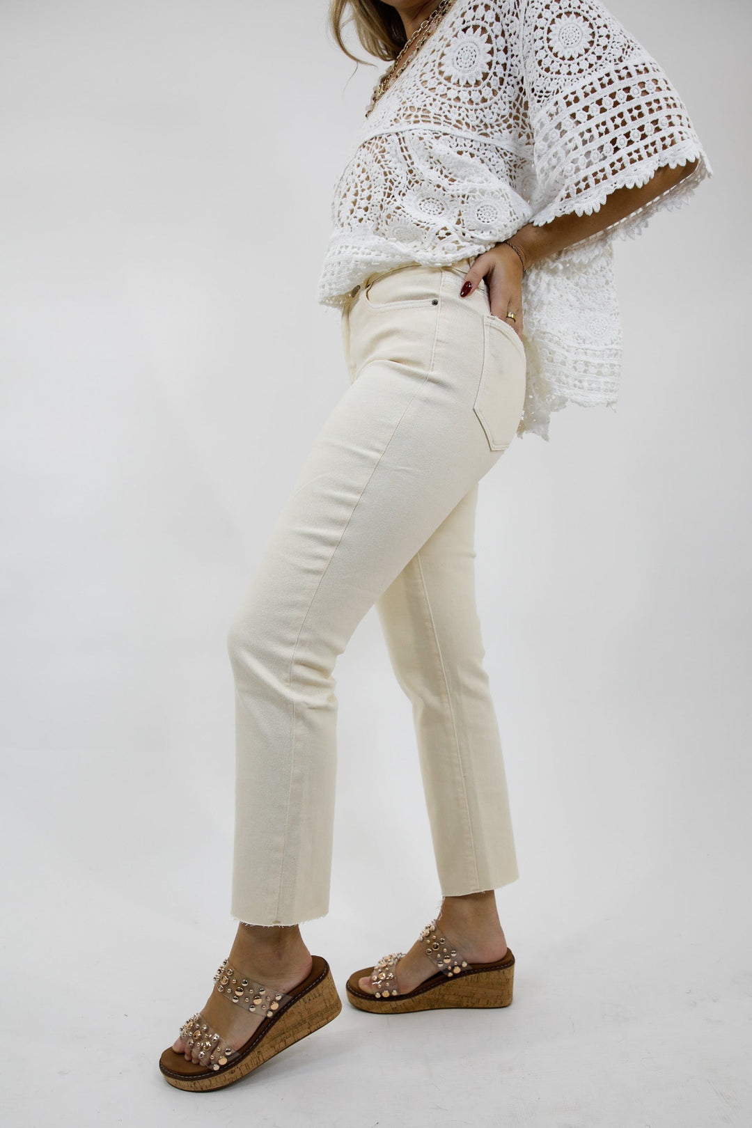 Everyday Essential Cropped Straight Jeans