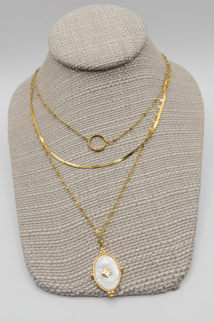 3 Layer Oval Pandent & Snake Chain Necklace