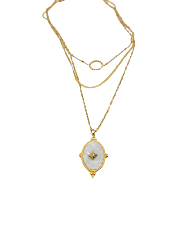 3 Layer Oval Pandent & Snake Chain Necklace
