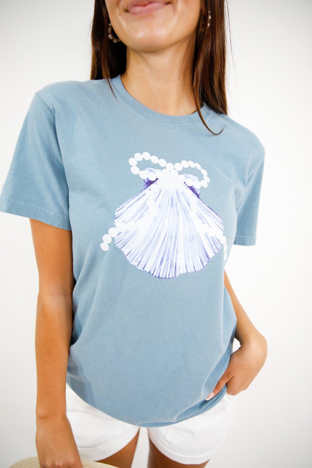 Pearl & Painted Graphic Tee *Final Sale*