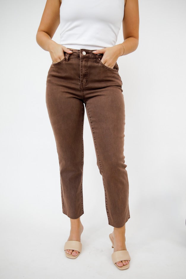 Everyday Essential Cropped Straight Jeans