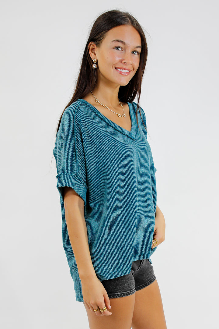 Easy Day Raised Rib Hi Low V Neck Top