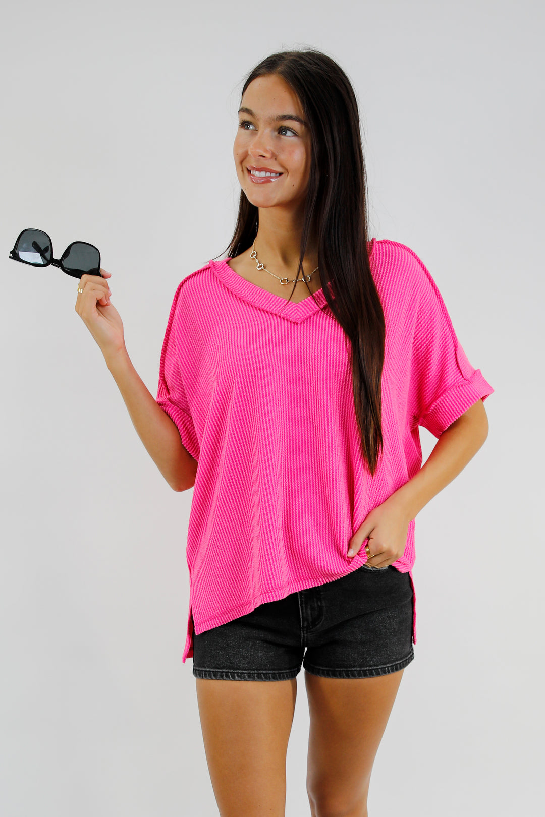 Easy Day Raised Rib Hi Low V Neck Top
