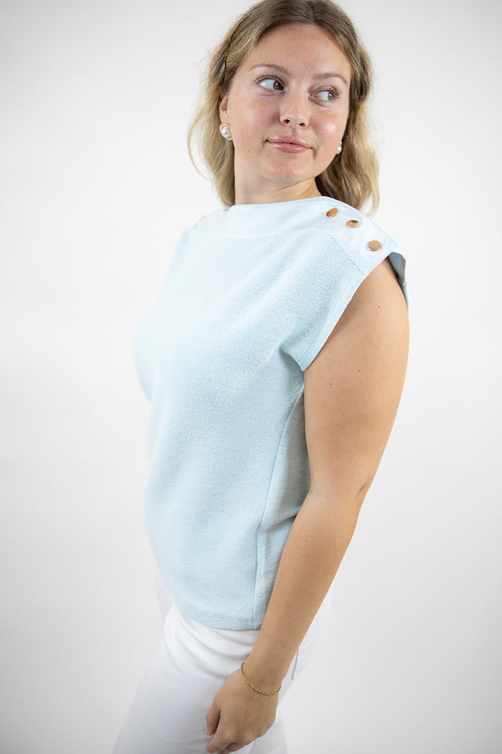 Button Detail Bateau Top
