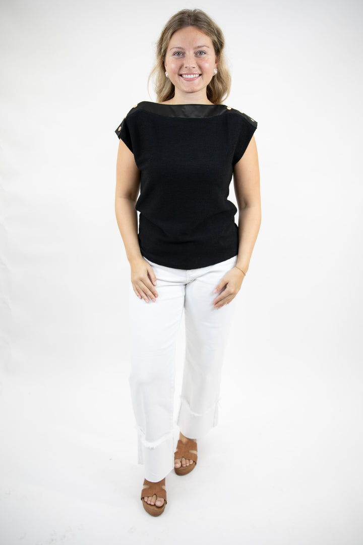 Button Detail Bateau Top