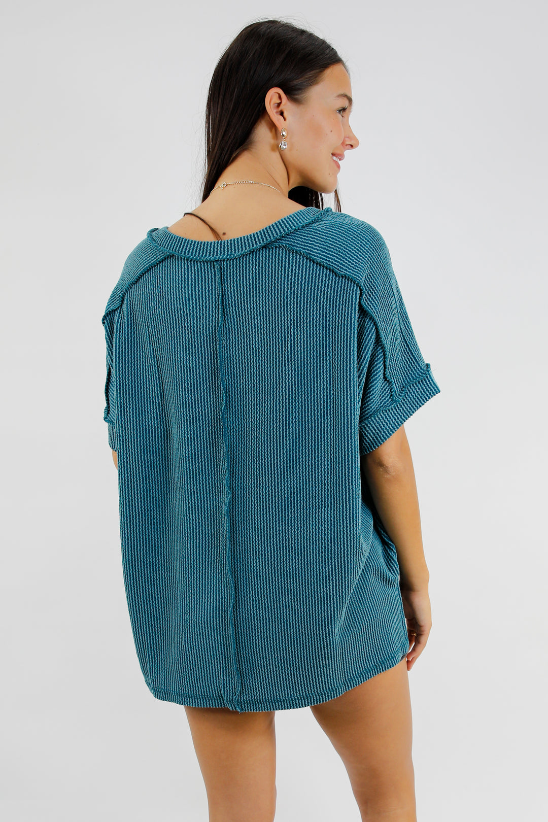 Easy Day Raised Rib Hi Low V Neck Top