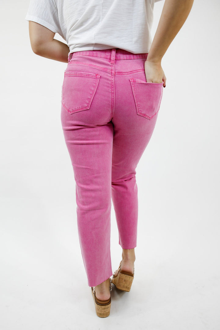 Everyday Essential Cropped Straight Jeans