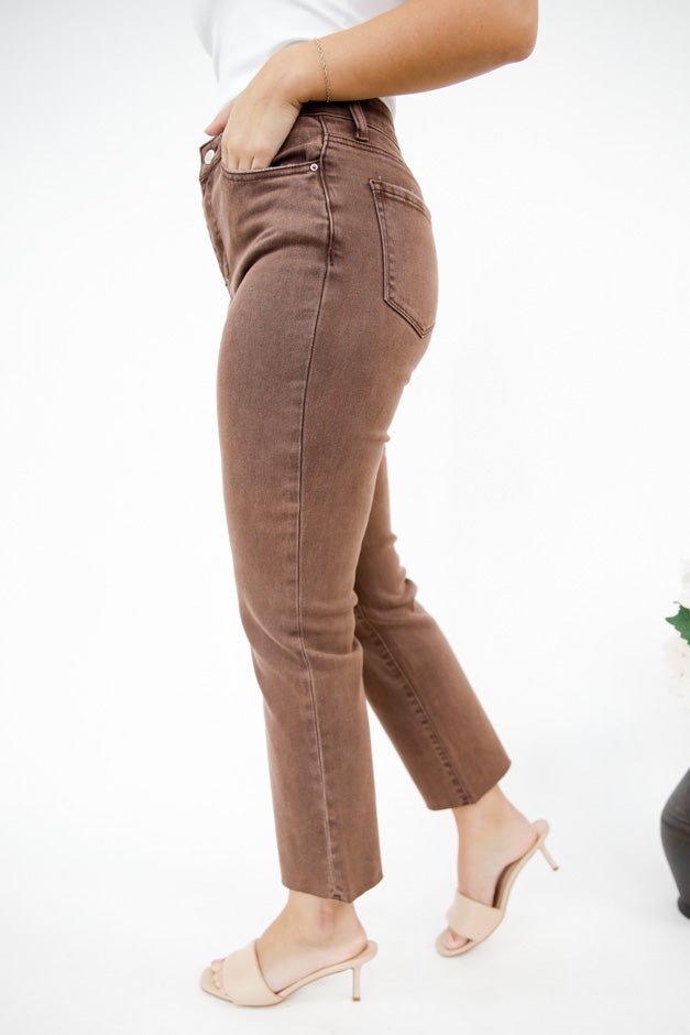 Everyday Essential Cropped Straight Jeans