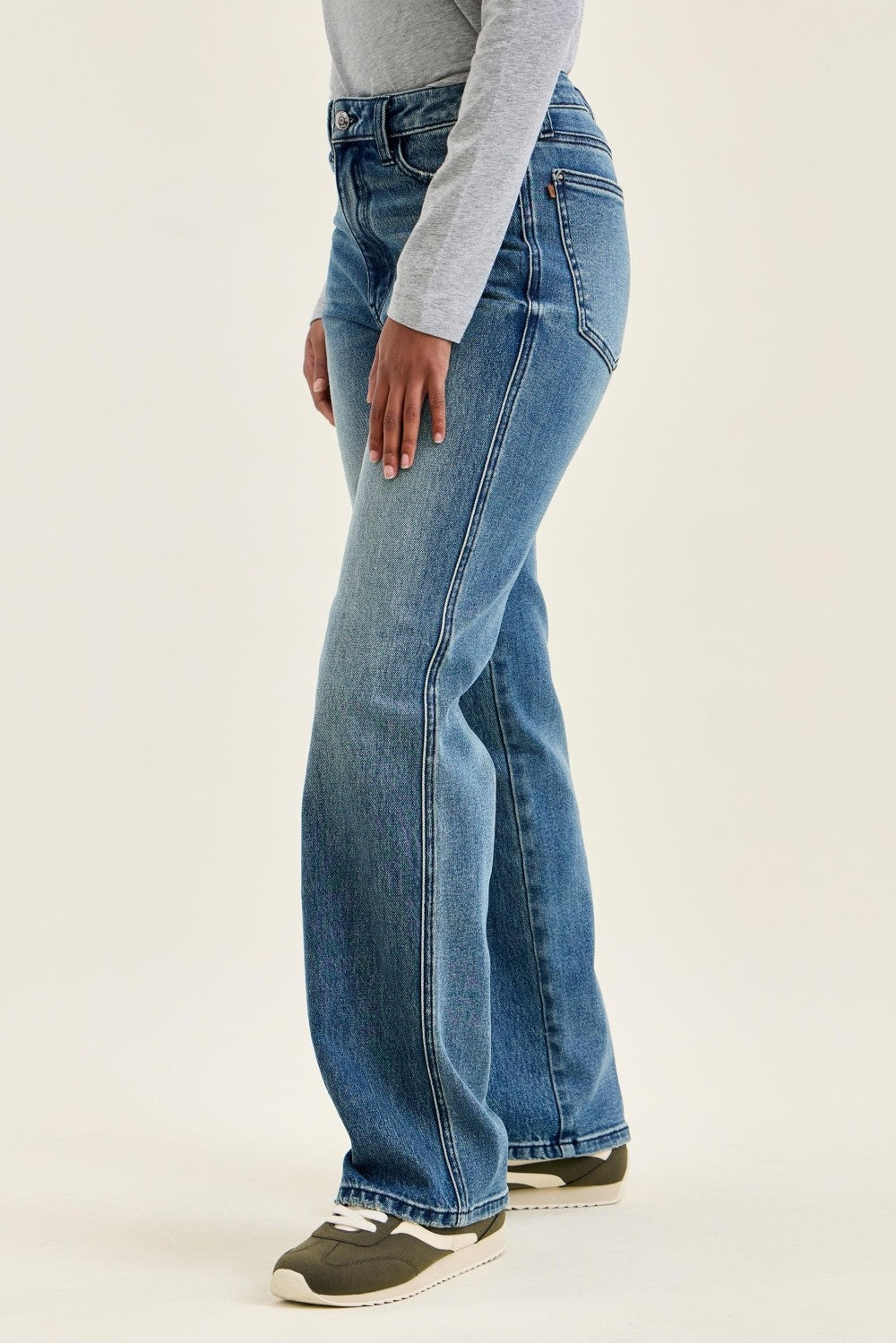 Judy Blue Kimberly Straight Jeans