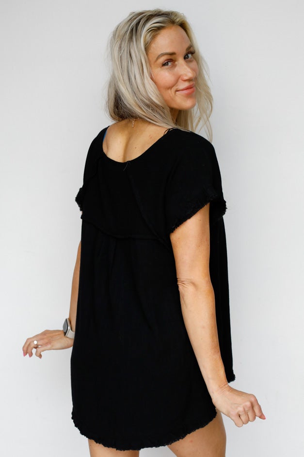 Solid Linen Short Sleeve Top - Seam Detailing & Ruffle Fringe Edges