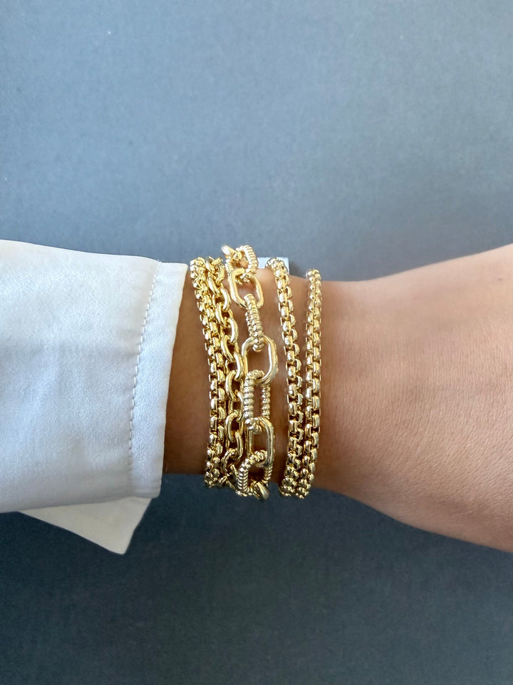 Ava Magnetic Link Bracelet